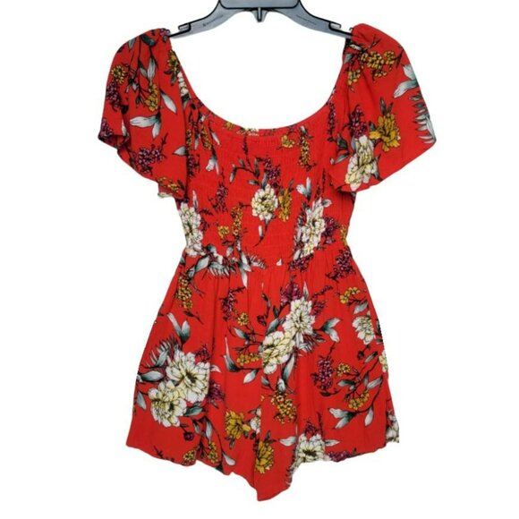 Women Romper Sz S Lily Rose Smocked Scoopneck Flutter sleeves floral red - Picture 1 of 7